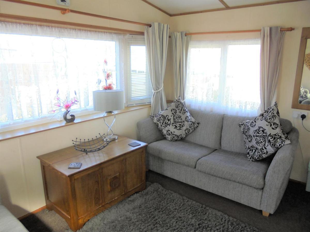 6 Berth Central Heated On The Chase 잉골드멜스 외부 사진