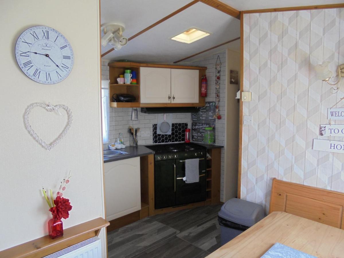 6 Berth Central Heated On The Chase 잉골드멜스 외부 사진